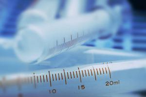 薬の開発を待つ患者のためにボランティア