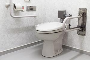 装置を目立たせずに歯の矯正する事が出来ます