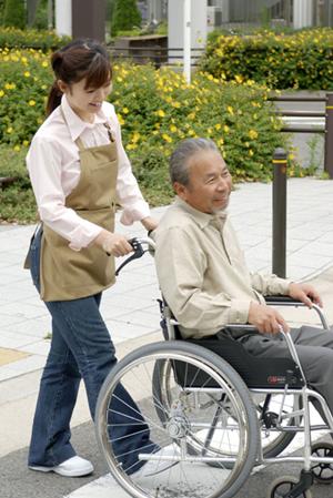 京橋歯科医院で自由診療の話も聞ける